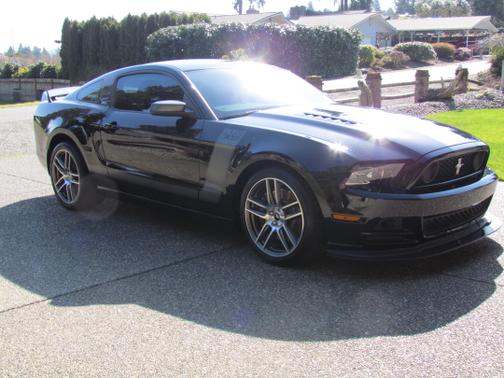 Black 2013 Ford Mustang Boss 302