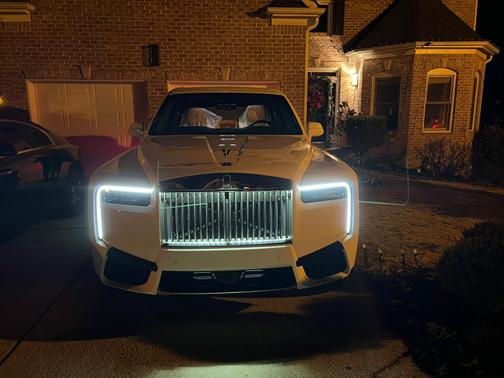 2025 Rolls-Royce Cullinan Base
