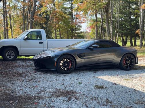 Silver 2021 Aston Martin Vantage Base