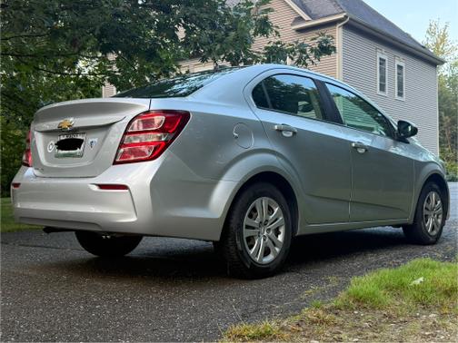 2017 Chevrolet Sonic LS