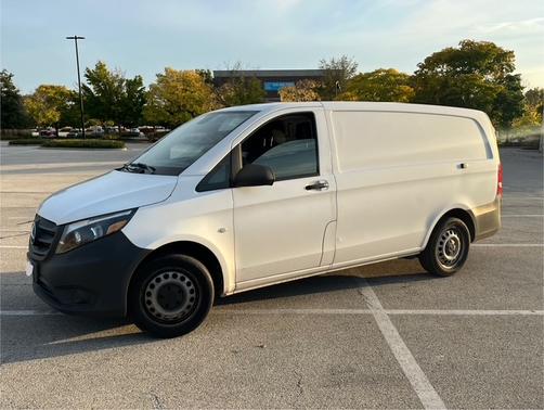 2017 Mercedes-Benz Metris Base