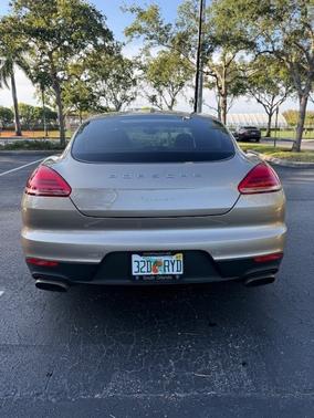 Gold 2016 Porsche Panamera Edition