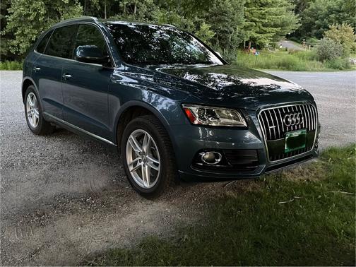 Blue 2015 Audi Q5 3.0 TDI Premium Plus