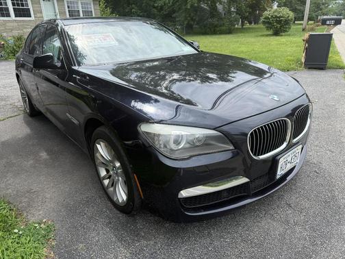 Black 2010 BMW 750 i xDrive