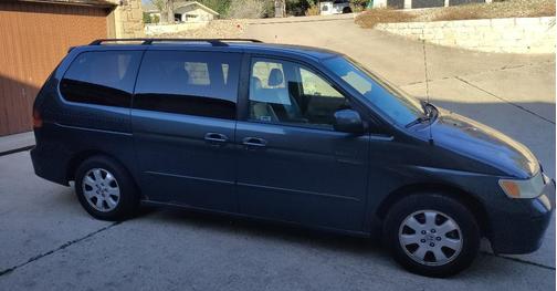 Gray 2004 Honda Odyssey EX-L