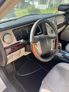 Beige 2007 Lincoln MKZ Base