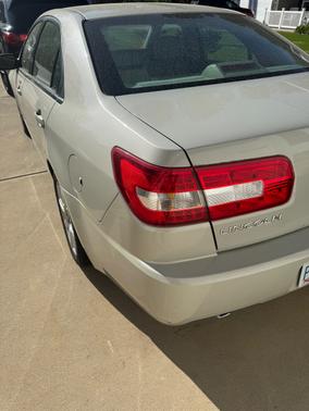 Beige 2007 Lincoln MKZ Base