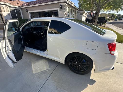 2011 Scion tC Base