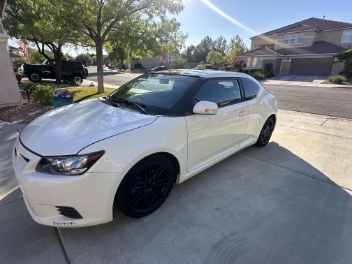 2011 Scion tC Base