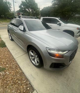 2022 Audi Q8 55 Premium Plus