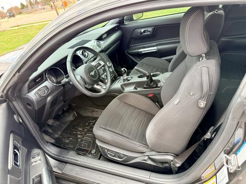 Gray 2017 Ford Mustang GT