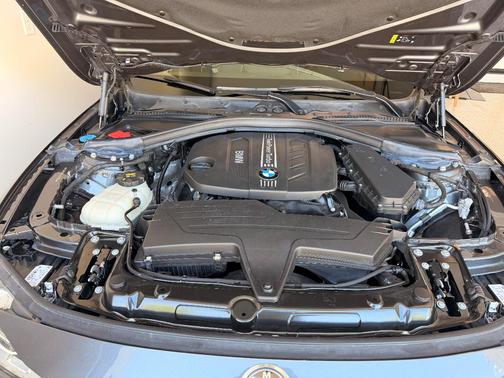 Gray 2018 BMW 328d Base
