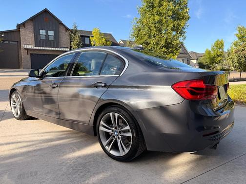 Gray 2018 BMW 328d Base