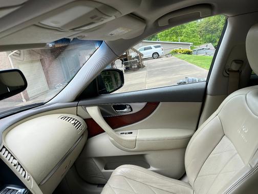 Blue 2009 INFINITI FX35 Base