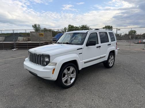 White 2012 Jeep Liberty Jet