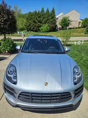 Silver 2015 Porsche Macan Macan Turbo