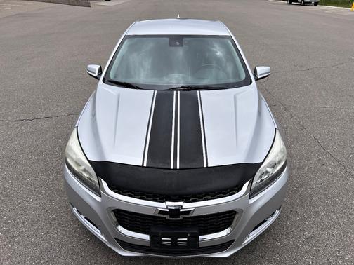 Silver 2014 Chevrolet Malibu 2LT