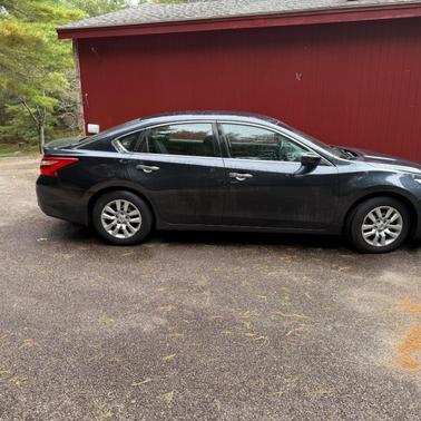 Blue 2017 Nissan Altima 2.5 S