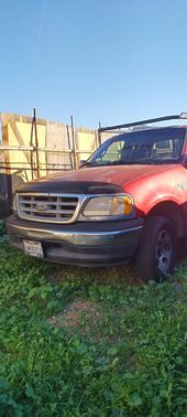 2001 Ford F-150 XL SuperCab