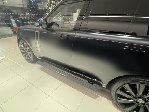2024 Land Rover Range Rover P615 SV SWB