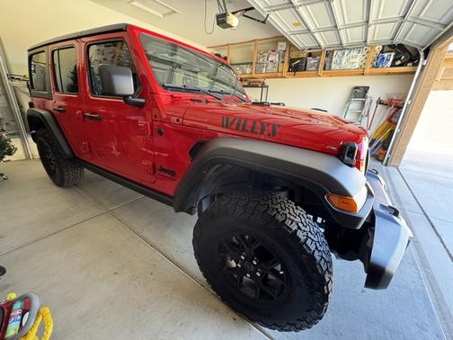 2024 Jeep Wrangler Willys
