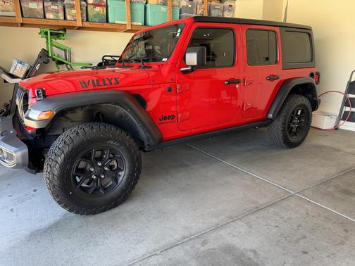 2024 Jeep Wrangler Willys