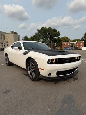 White 2019 Dodge Challenger GT