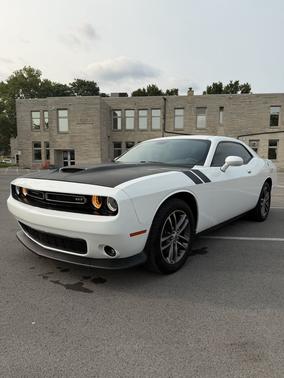 White 2019 Dodge Challenger GT