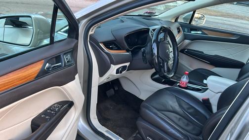 2015 Lincoln MKC Base