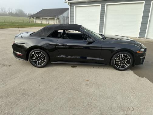 2020 Ford Mustang EcoBoost Premium