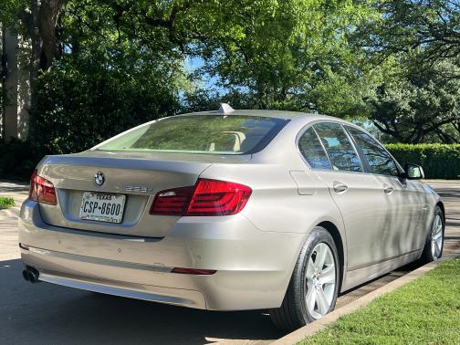 2013 BMW 528 i