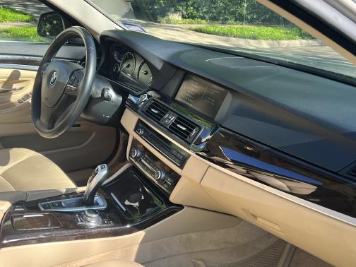 2013 BMW 528 i