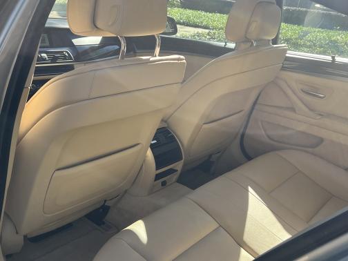 2013 BMW 528 i