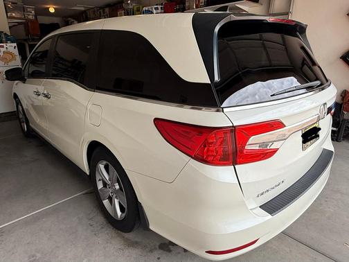 White 2019 Honda Odyssey EX-L