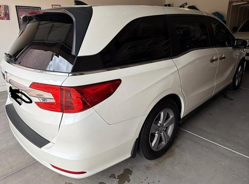 White 2019 Honda Odyssey EX-L