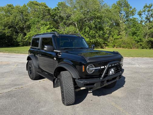 Black 2024 Ford Bronco Wildtrak