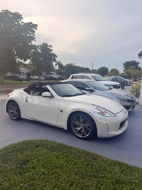 White 2015 Nissan 370Z Touring Sport