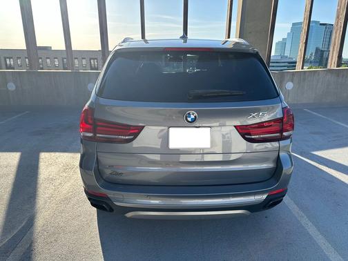 2016 BMW X5 xDrive50i