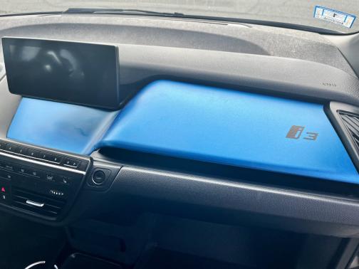 2017 BMW i3 94 Ah w/Range Extender