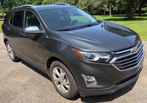 Gray 2018 Chevrolet Equinox Premier w/1LZ