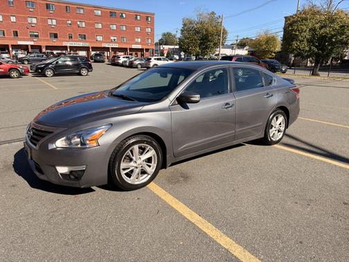 Gray 2015 Nissan Altima 2.5 SL