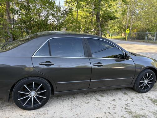 Brown 2005 Honda Accord EX-L