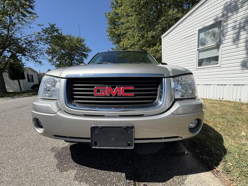 2004 GMC Envoy XUV SLT