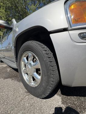 2004 GMC Envoy XUV SLT