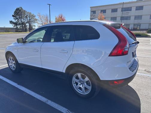 2011 Volvo XC60 3.2