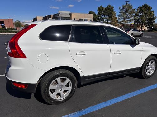2011 Volvo XC60 3.2