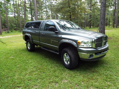 Gray 2006 Dodge Ram 2500 SLT