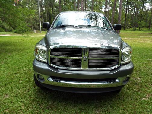 Gray 2006 Dodge Ram 2500 SLT