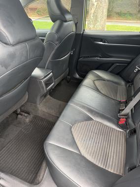 Blue 2018 Toyota Camry SE
