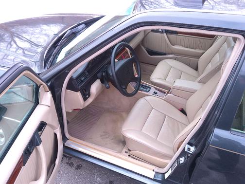 1994 Mercedes-Benz E-Class E320